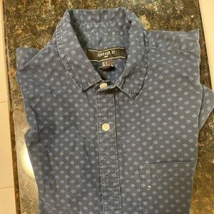 Forever 21 mens shirt